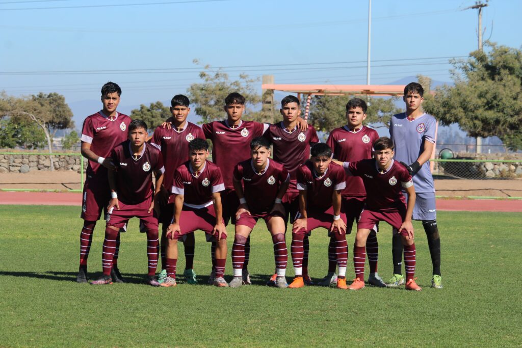 Club Deportes La Serena se integra al Programa Lazos para fortalecer el acompañamiento familiar de sus jugadores